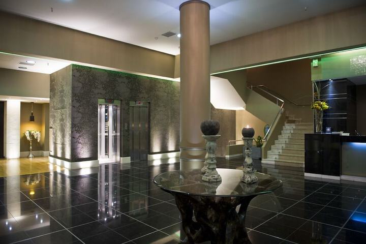 Guest Lobby