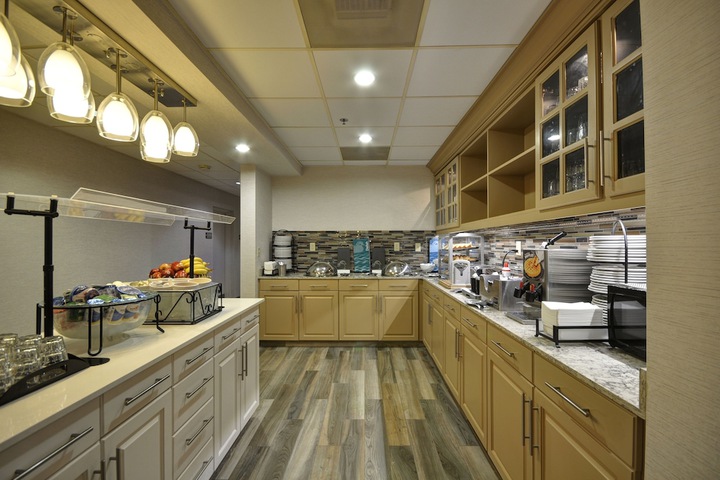 Breakfast area