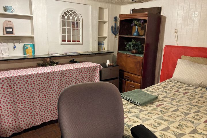 Room 22 of 43