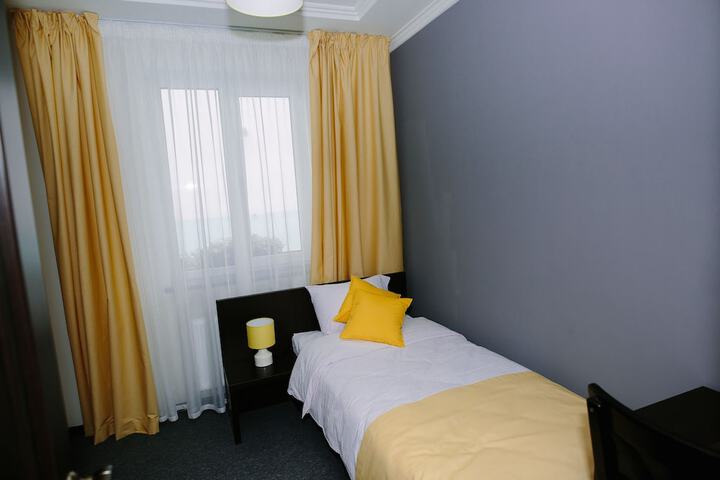 Room 15 of 44