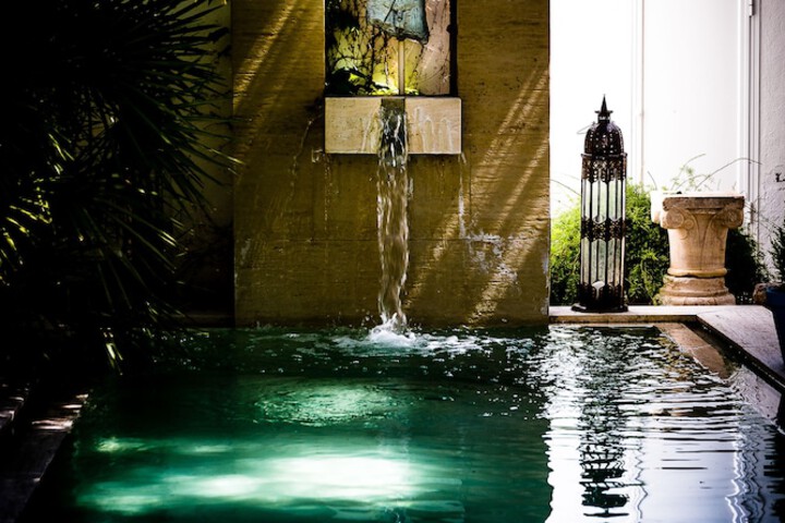Hotel with Pool