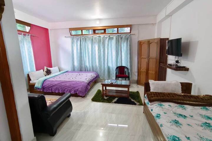 Hotel White Tara