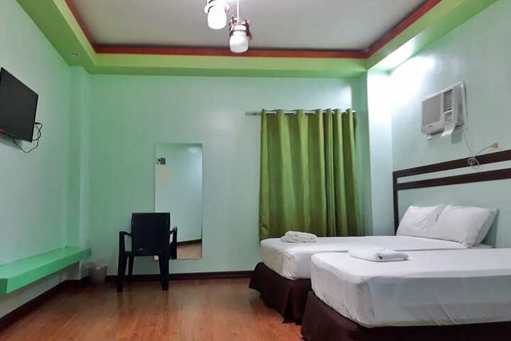 Room 8 of 26
