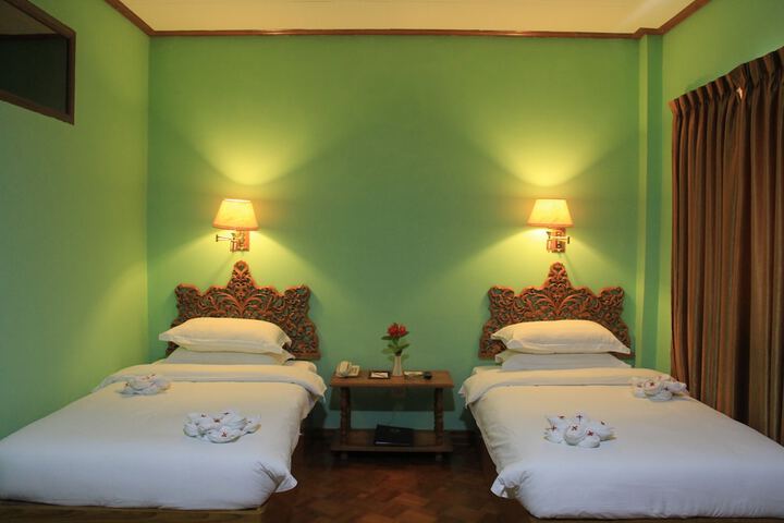 Room 5 of 63