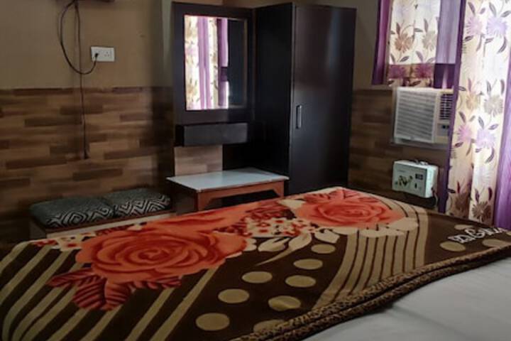 Room 23 of 69