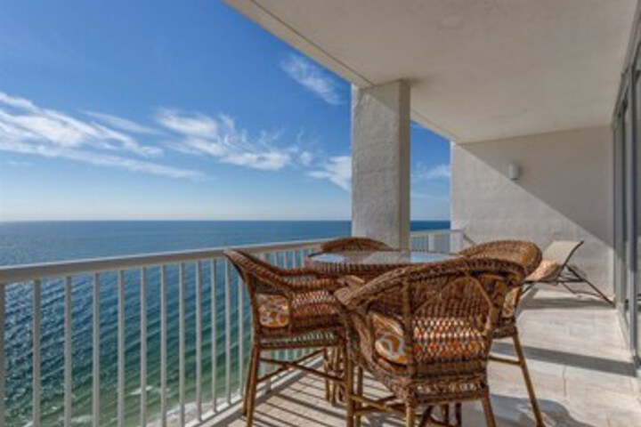 Terrace/Patio 13 of 136