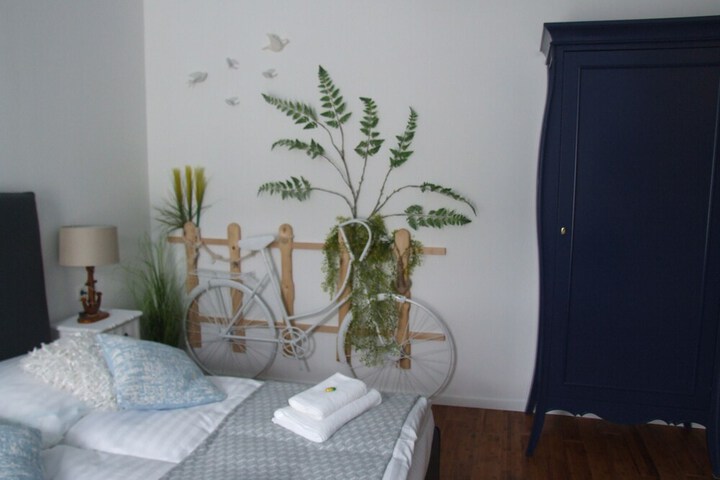 Room 18 of 63