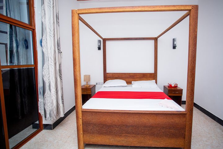 Room 6 of 49