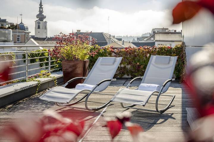 Sundeck 65 of 72