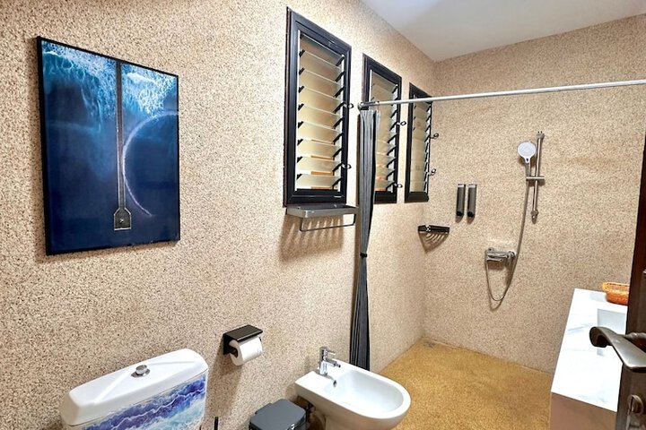 Room 54 of 67
