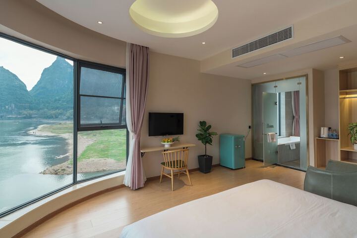 Room 54 of 126