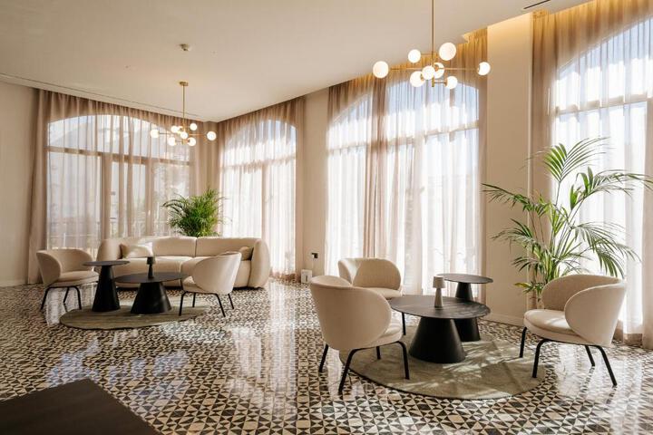 Guest Lobby