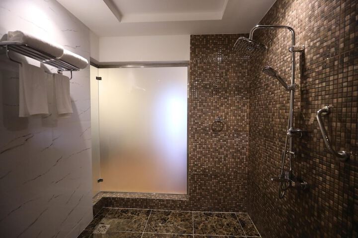 Room 38 of 51
