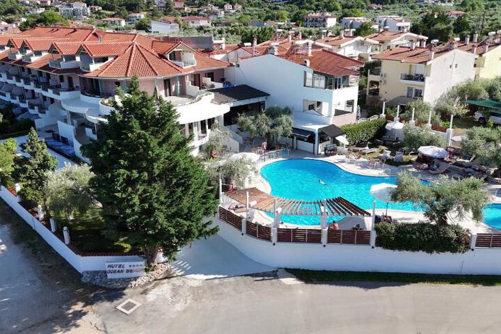 Ocean Beach Hotel