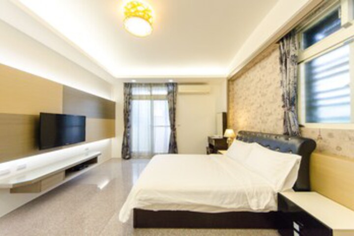 Room 22 of 29