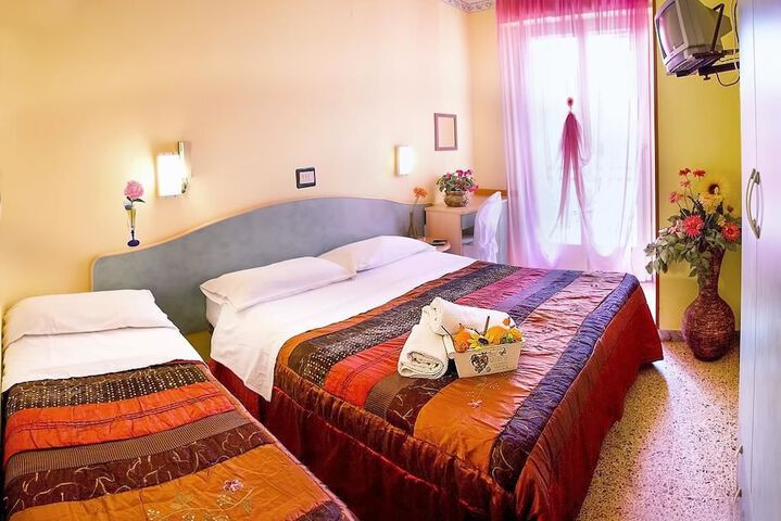 Room 16 of 21