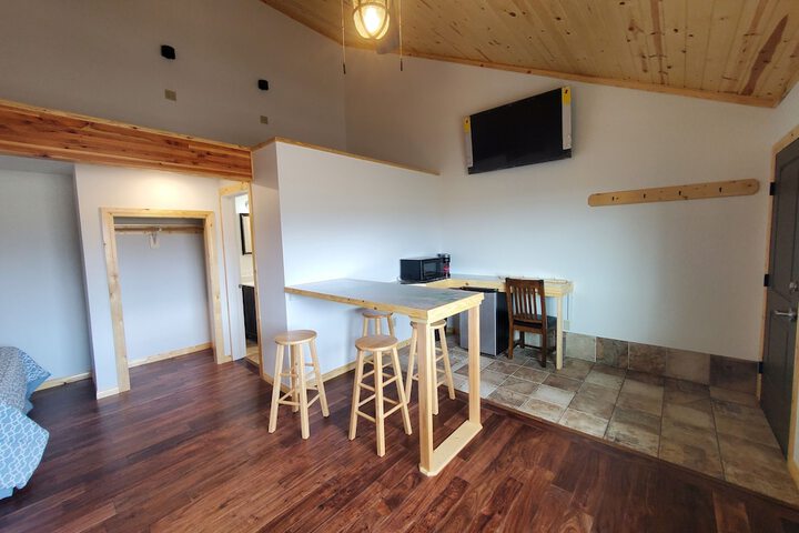 Room 10 of 56