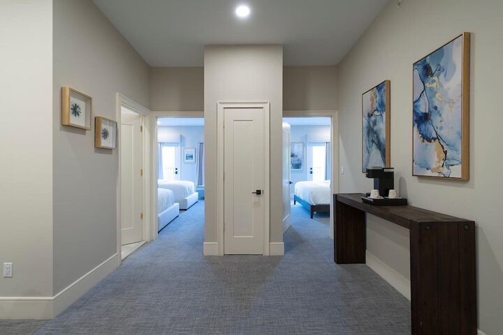 Room 4 of 36