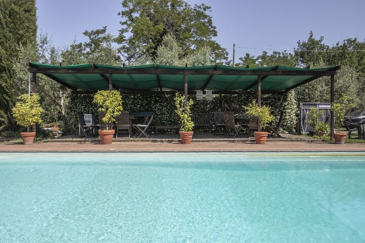 Pool 93 of 129