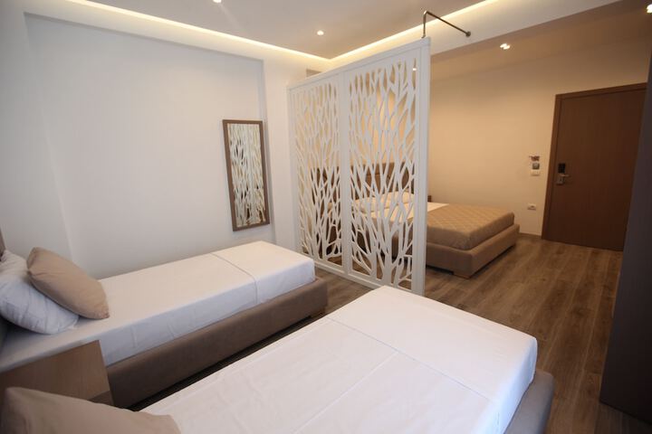 Room 26 of 59