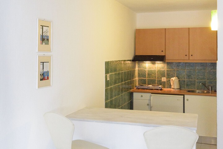 Room 18 of 65