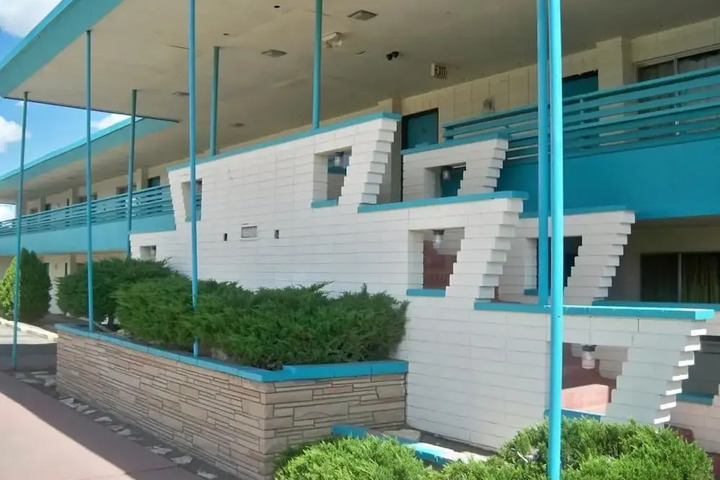Photo of DESERT SKIES MOTEL