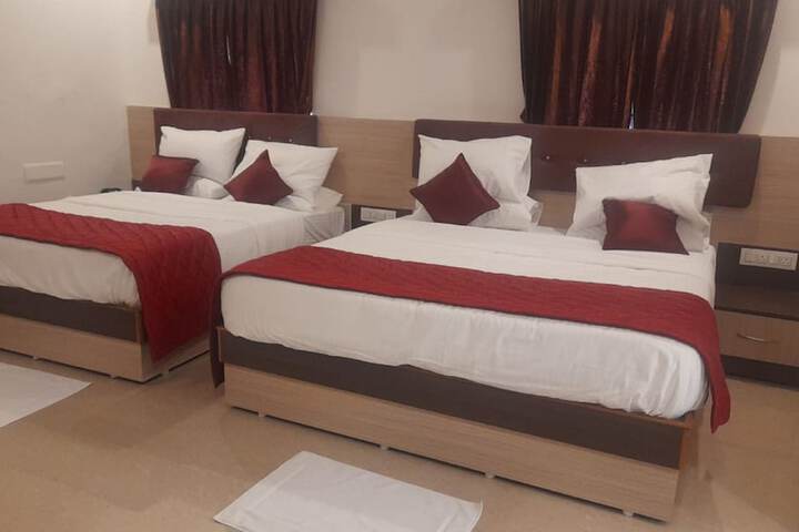 Room 15 of 138