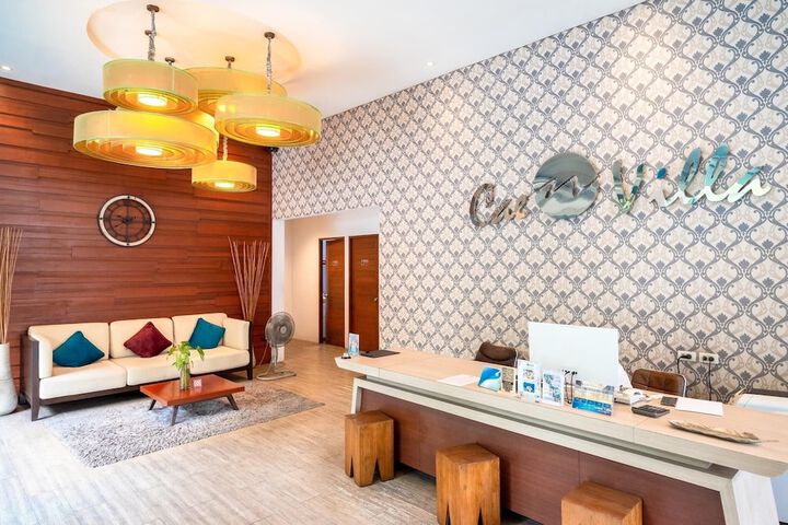 Hotel Lobby
