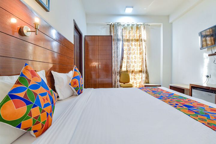 Room 20 of 35