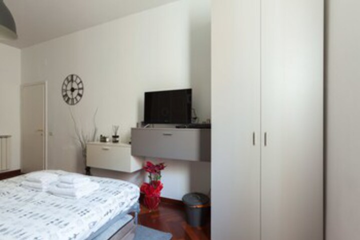 Room 26 of 26
