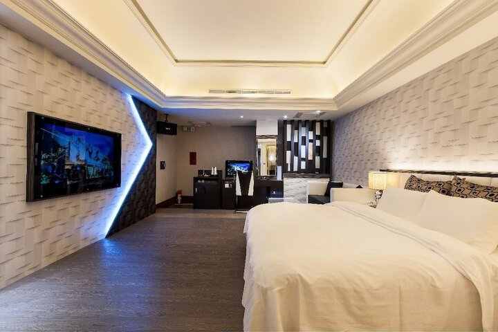 Room 64 of 216