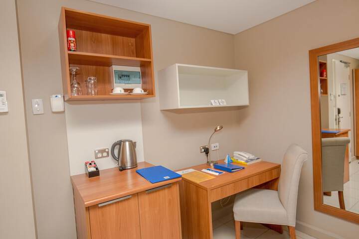 Room 4 of 34