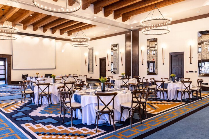 Banquet hall