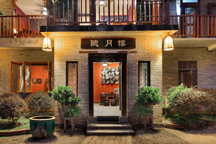 Hotel 98 of 116