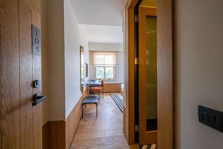 Room 46 of 113
