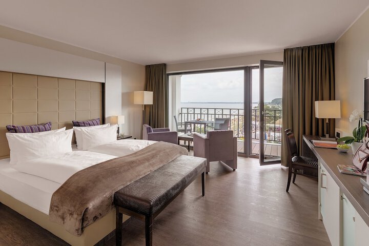 Room 10 of 78