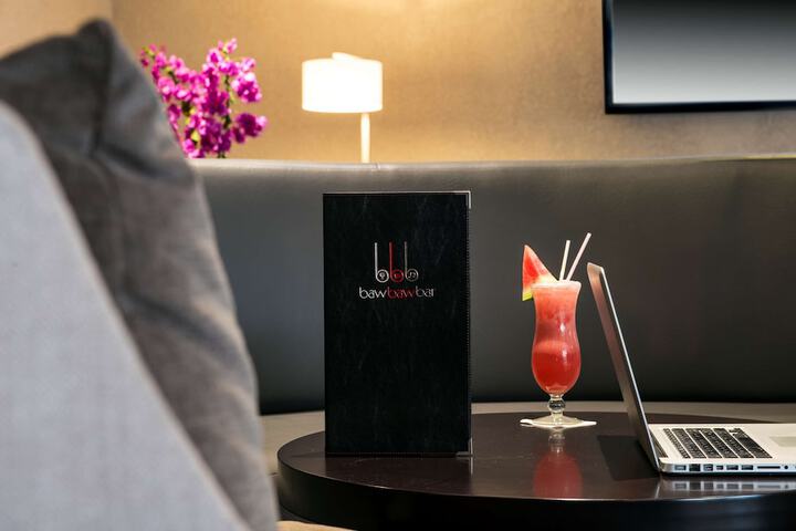 Lounge 68 of 108