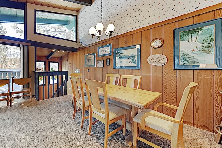 Image of Chateau Sans Nom #11 W / Indoor Pool Spa & Sauna 4 Bedroom Condo