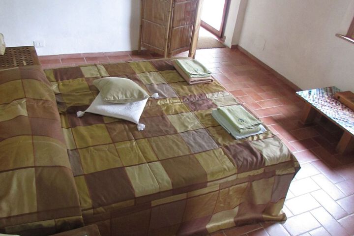 Room 34 of 43