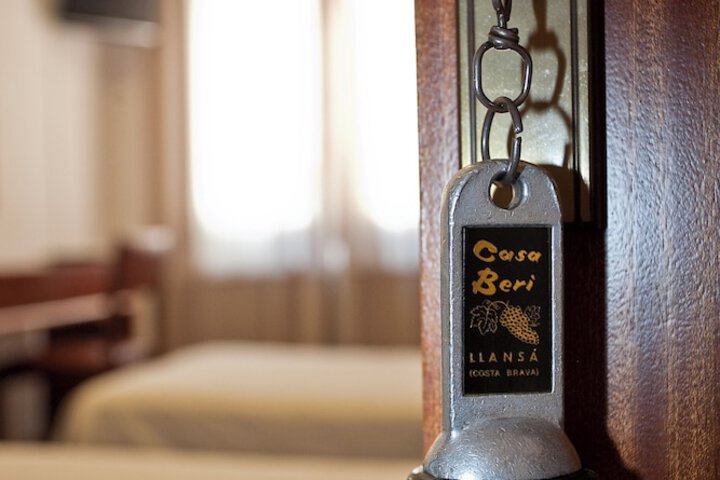 Room 4 of 47