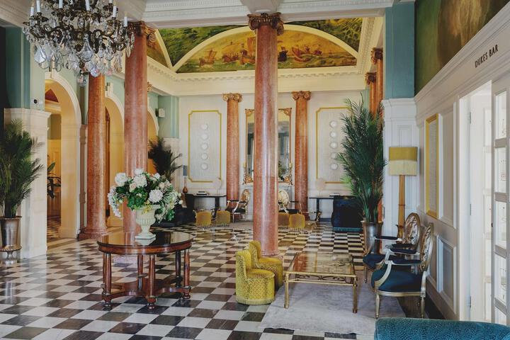 Hotel Interior 19 of 118