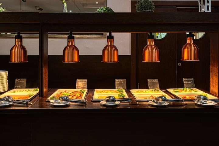 Dining 72 of 87