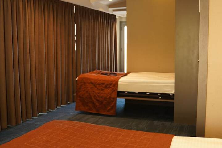 Room 29 of 75