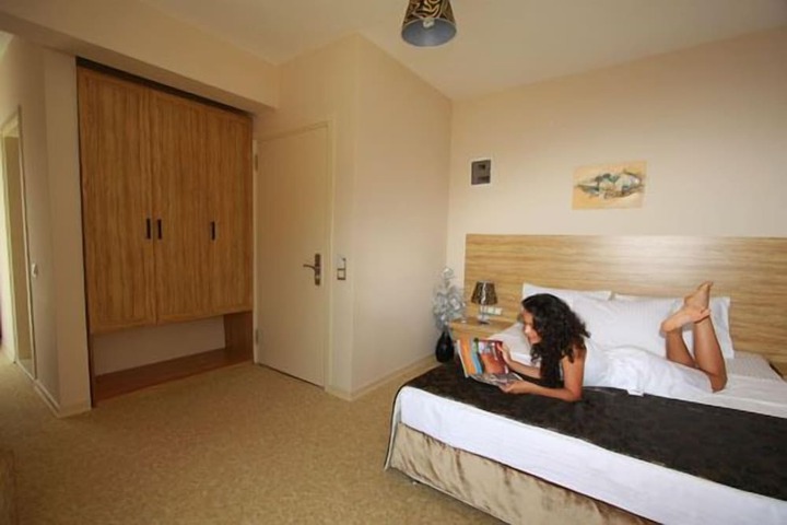 Room 10 of 51