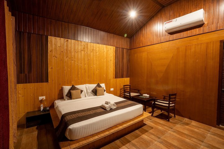 Room 16 of 33