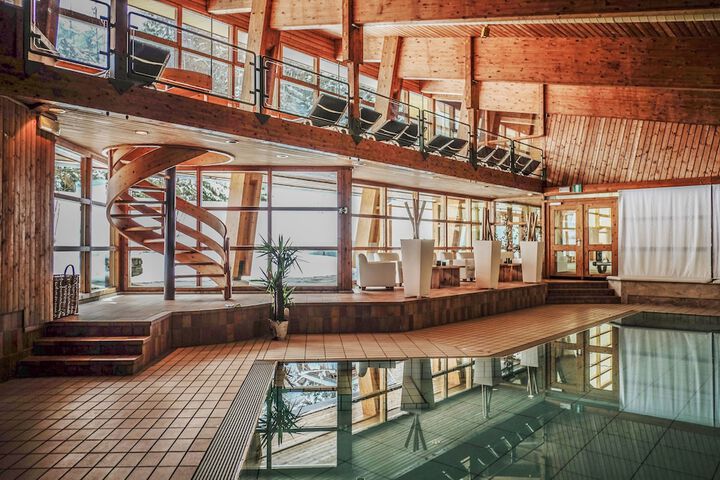 Pool 56 of 145