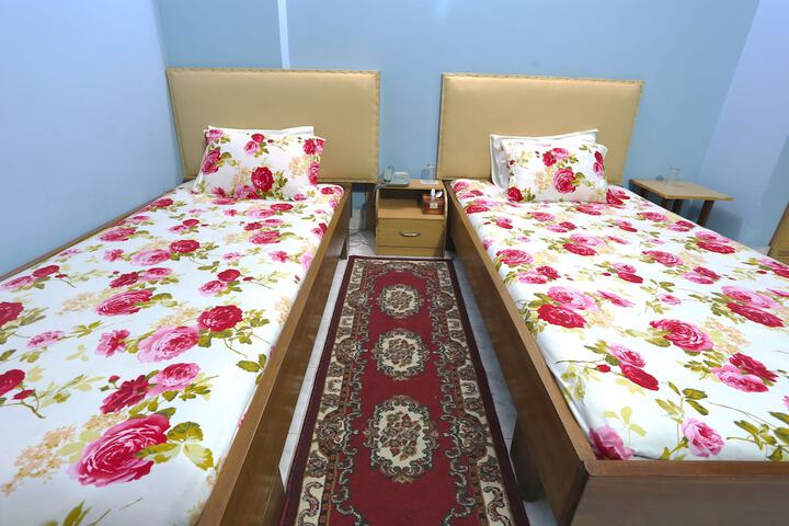 Room 8 of 41