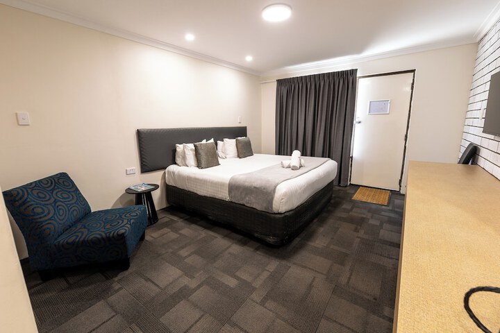 Room 15 of 41