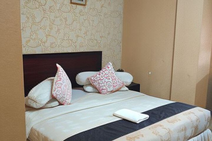 Grand City Hotel