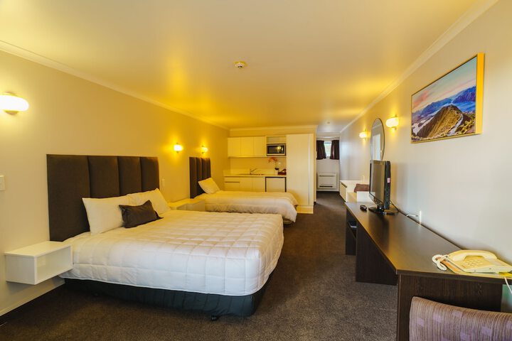 Room 8 of 63